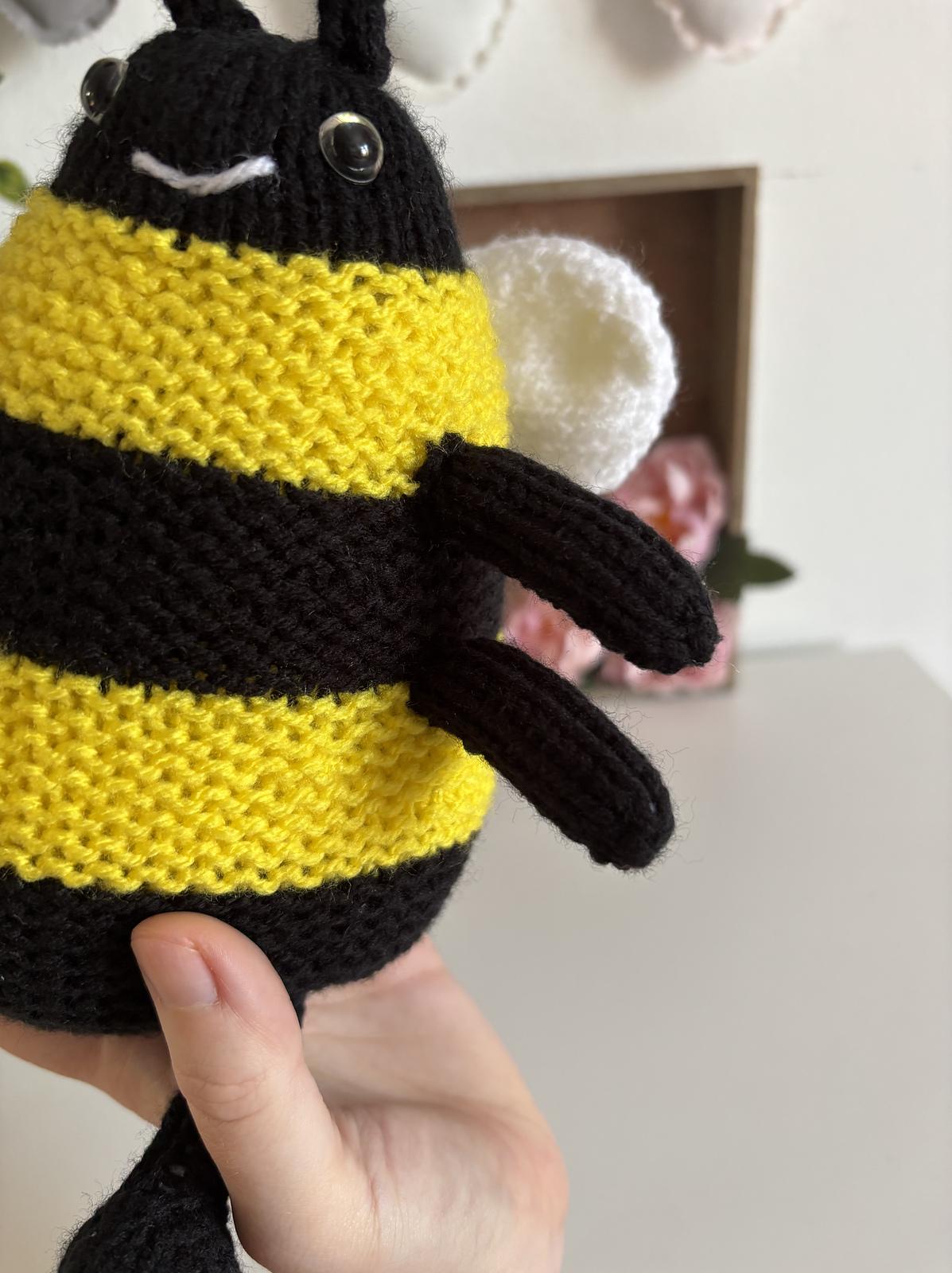 Albie Bee Toy