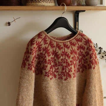 Between petals pullover