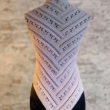 Triangular Scarf "Oreithyia"