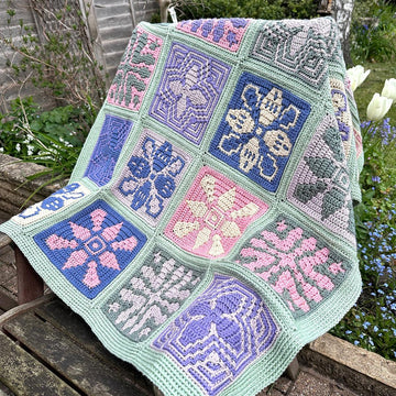 Blooming Tiles Blanket
