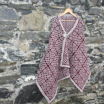 Jacobite Queen Wrap