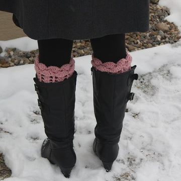 Lacy Boot Cuff with Shell Edge Pattern