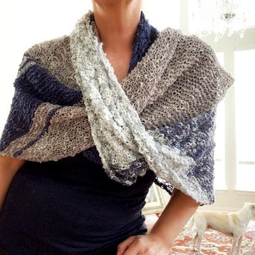 Casual delft shawl