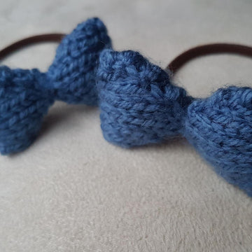 Knitted Bows