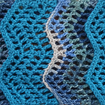 Gentle Ripple Cowl