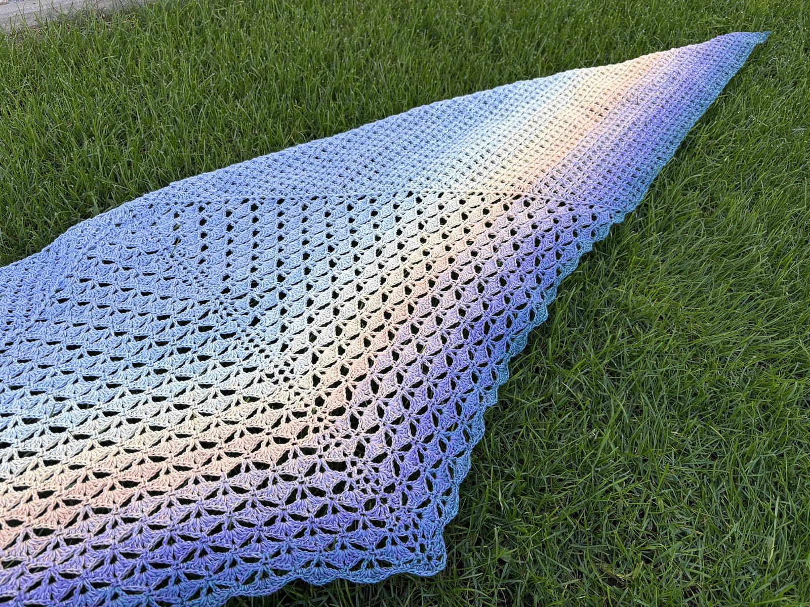 Triangular Scarf "Erato"