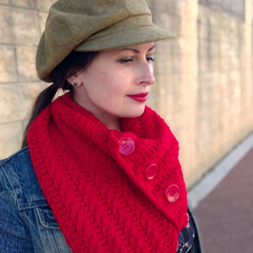 Inesse knit scarf with buttons