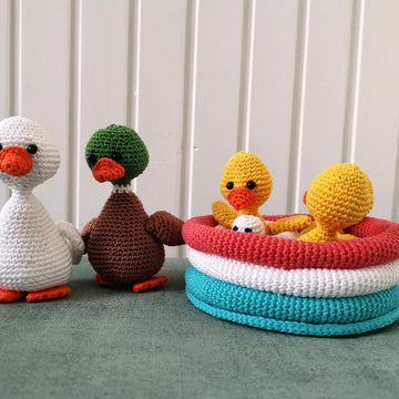 Amigurumi ducks