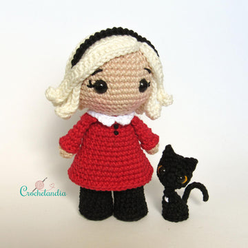 Sabrina and Salem amigurumi dolls - crochet pattern by Crochelandia