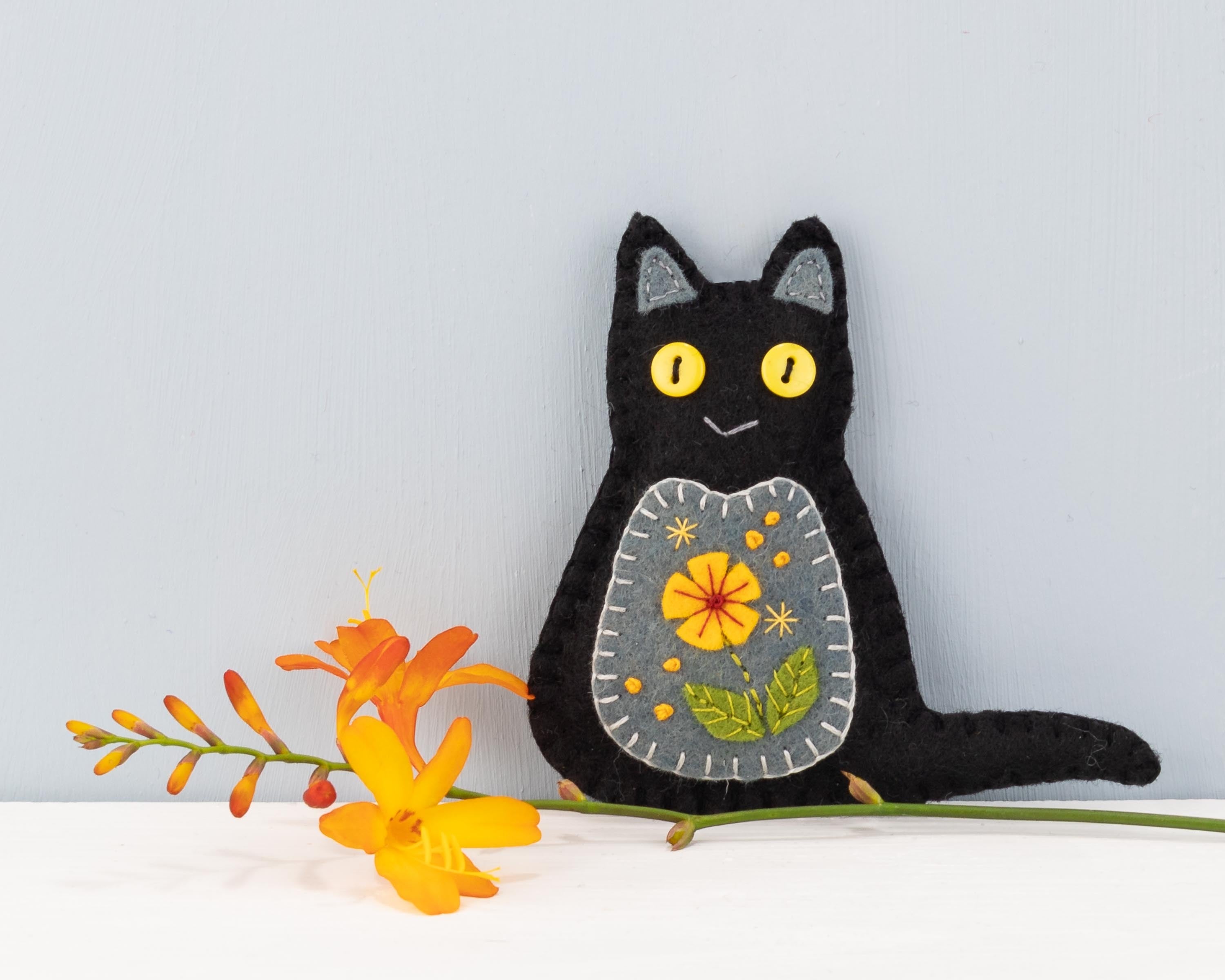 Flora the Flower Cat Felt Ornament