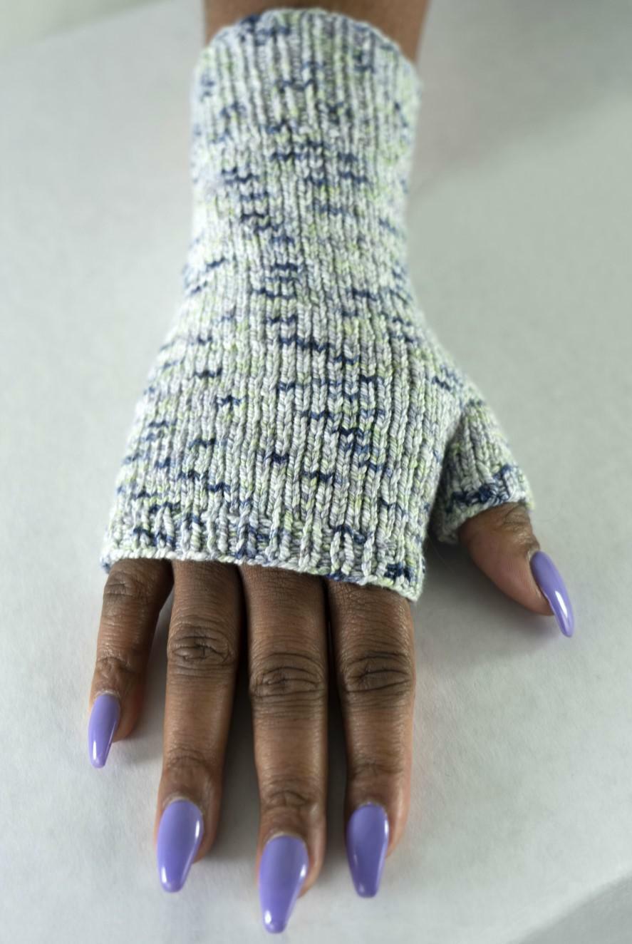 Splash Everyday EZ Fingerless Mitts in Cascade Yarns Fixation  - DK593 - Downloadable PDF