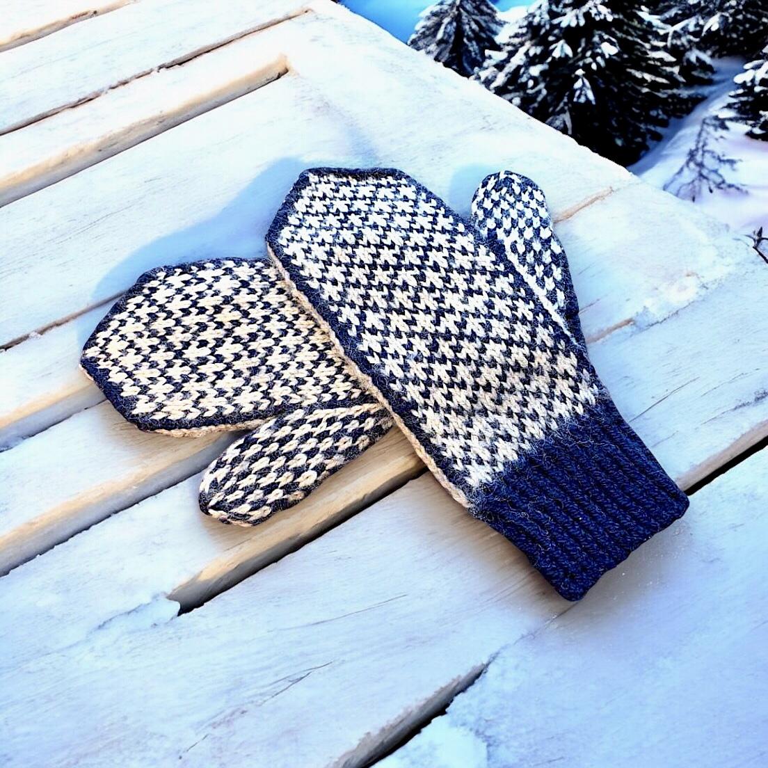 Penguin March Mittens
