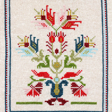 Avlea Folk Embroidery Grecian Urn 2 - Downloadable PDF