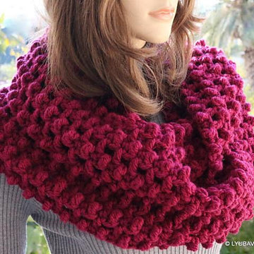 Chunky Crochet Circle Scarf Raspberry