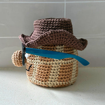 PEANUT GLASSES HOLDER