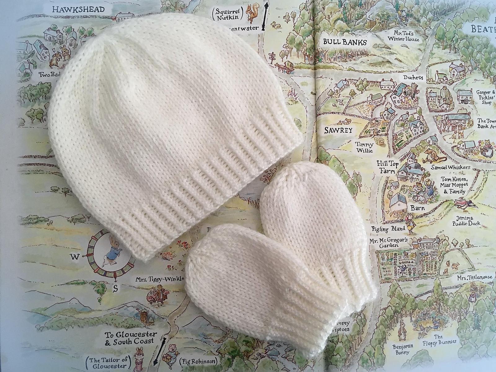 Royal Baby Hat and Mitts