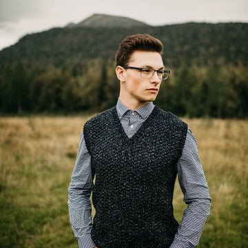 Summit Men's Sweater Vest