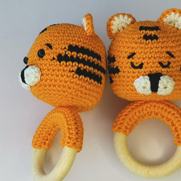 Tiger rattle