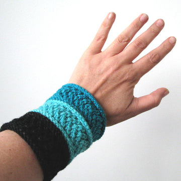 Zaggy Cuff