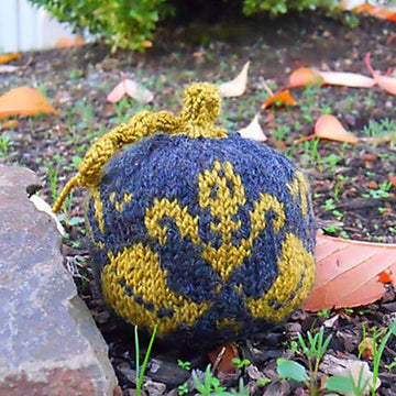Mini Colorwork Pumpkin