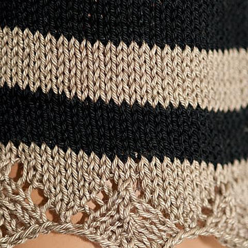 Yvette - Knitted dress with lace border