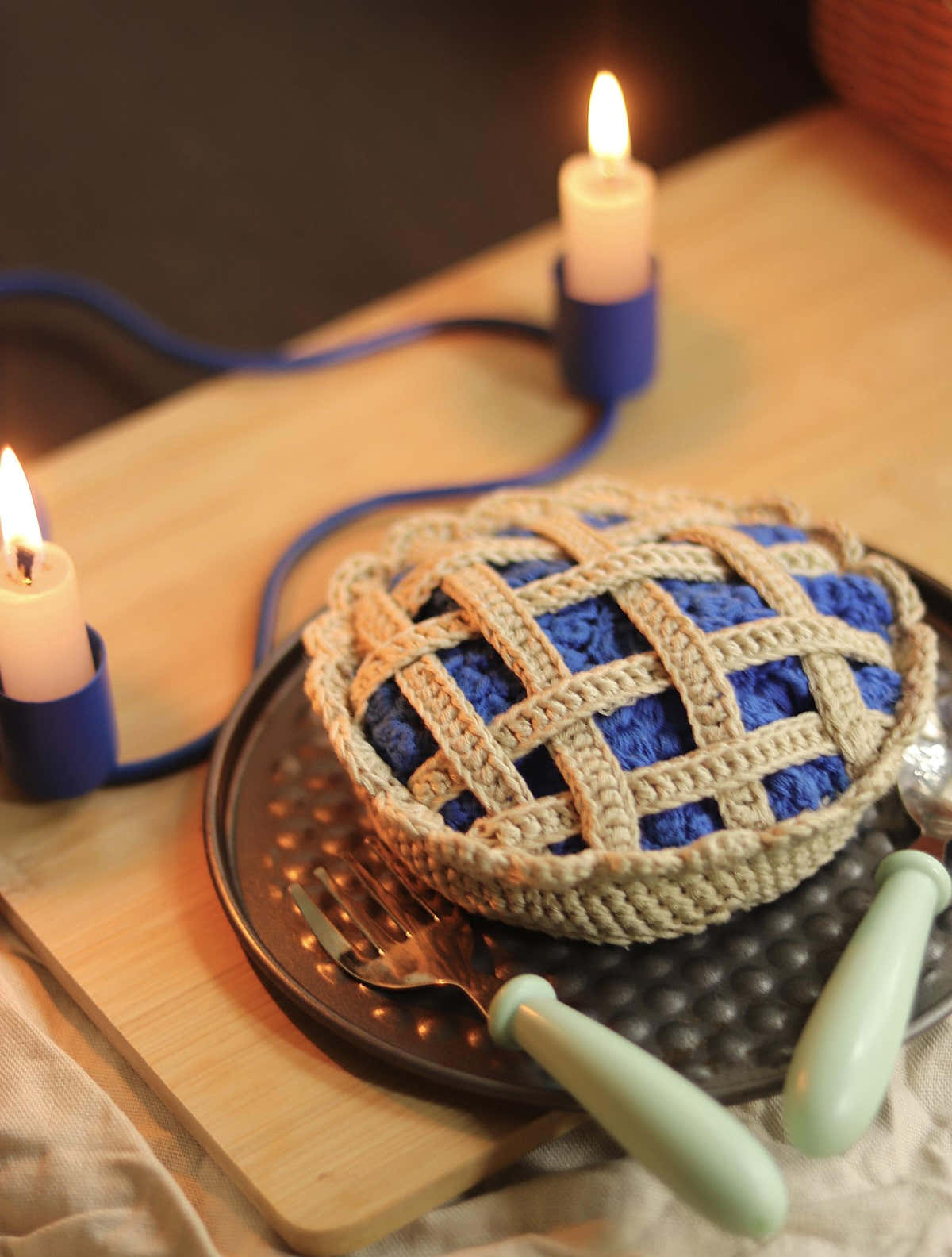 Crochet Blueberry Pie Pattern: Realistic Lattice Pie Amigurumi