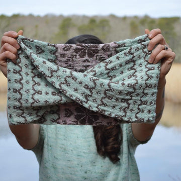 Spring Hopes Cowl