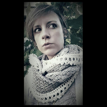 Cosmopolitan Frill Cowl