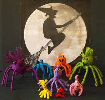 FREE Halloween Spider Family knitting pattern