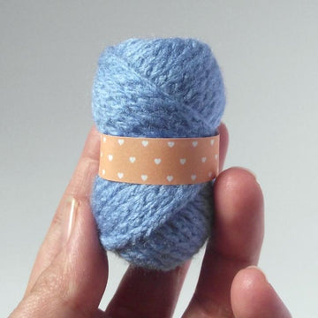 Fake skein of yarn