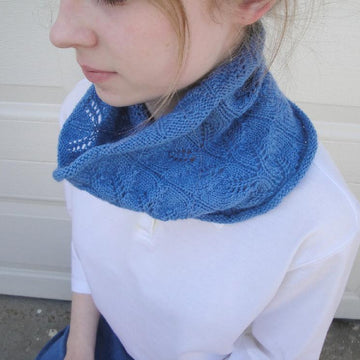 Little Leaf Cowl