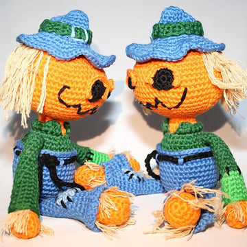 Scarekin (Pumpkin Scarecrow) - Amigurumi
