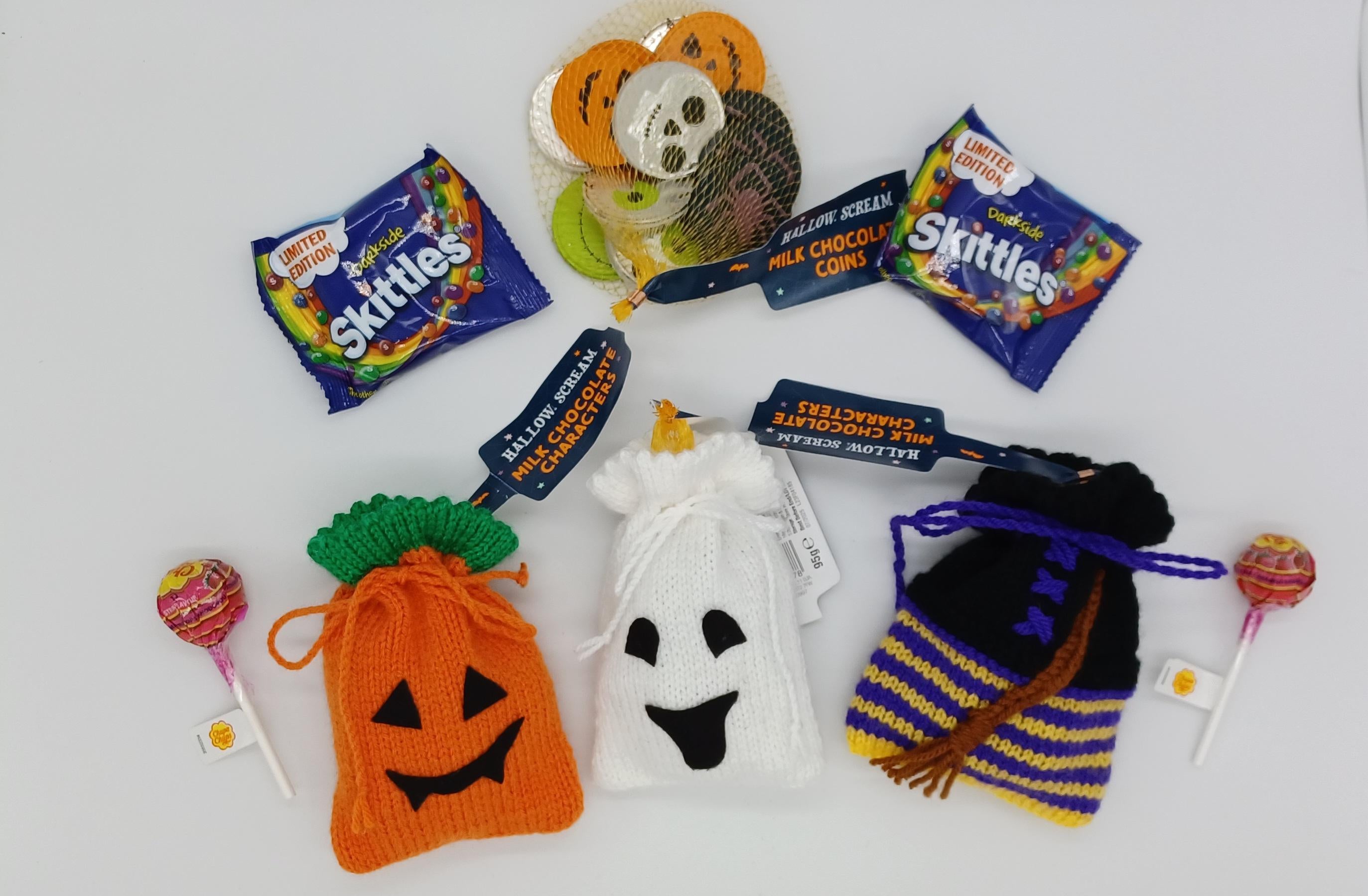 Trick-or-Treat Spooky Halloween knitting pattern Coin Bag Pumpkin/Ghost/Witch