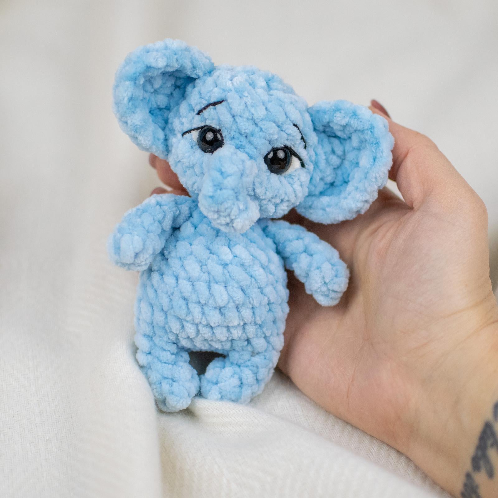 Elephant amigurumi