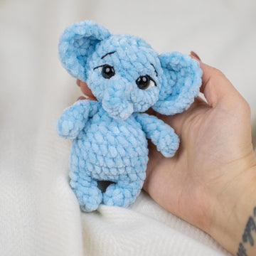 Elephant amigurumi