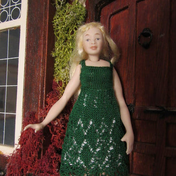 1:12th and 1:6th scale Ladies Christmas dress