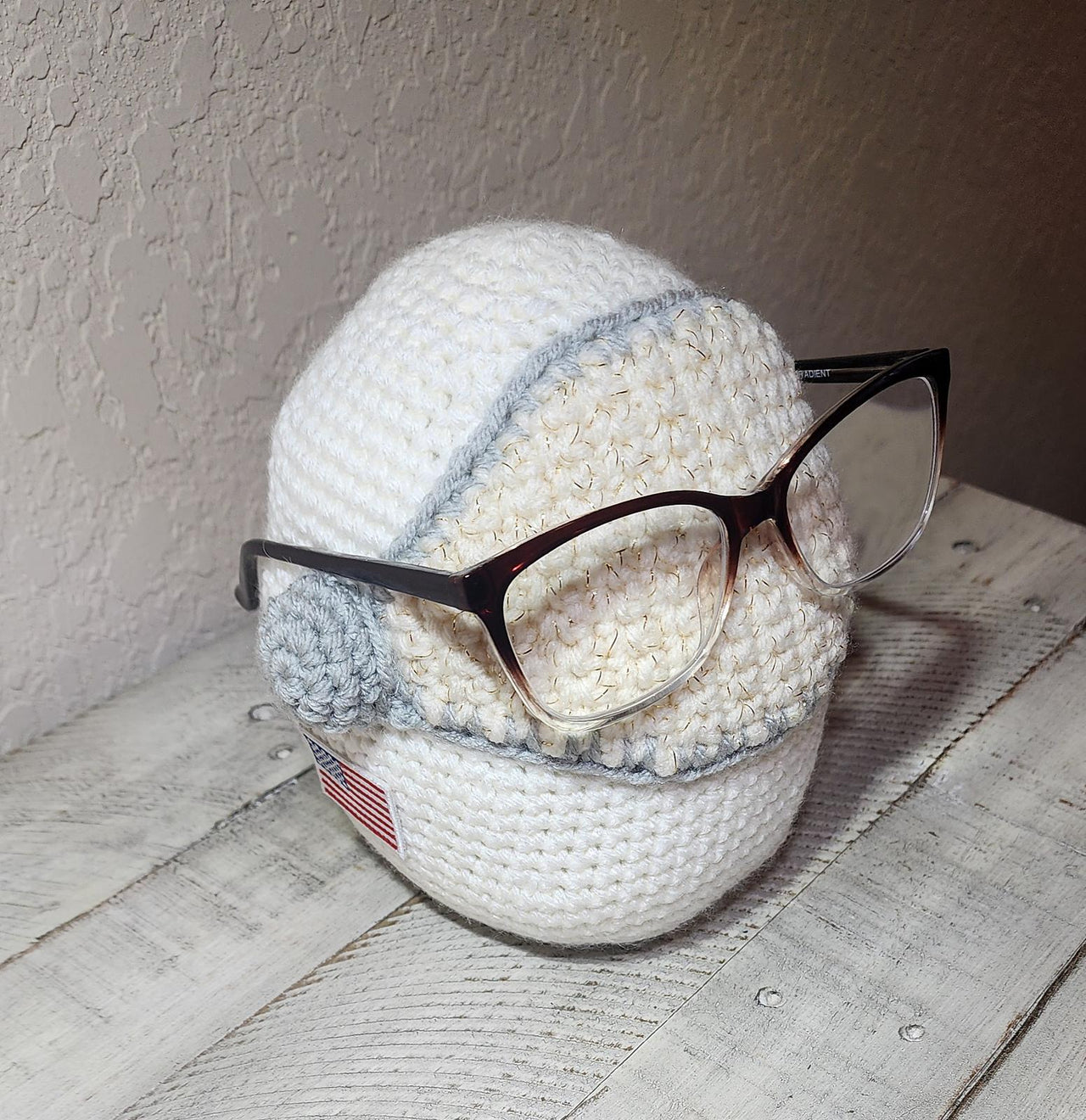 Astronaut Eyeglass Holder