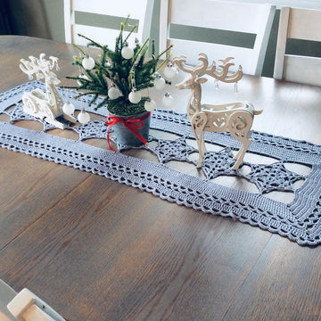 Snowflake Sparkle Runner
