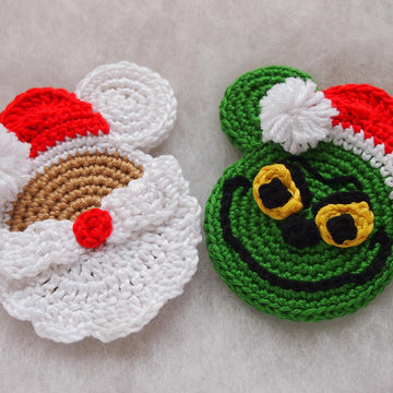 Mr&Mrs Santa Claus and the Grinch