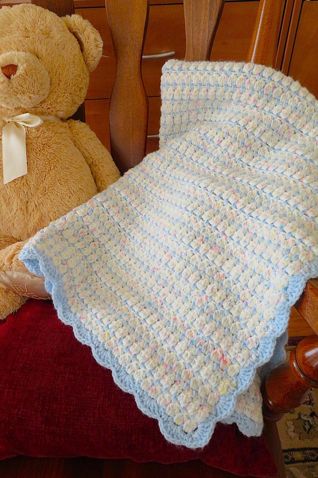 Soft Cluster Baby Blanket Crochet Pattern - Lion Brand Baby Soft (DK)