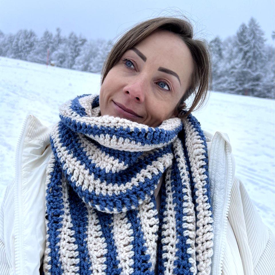 Frostline scarf