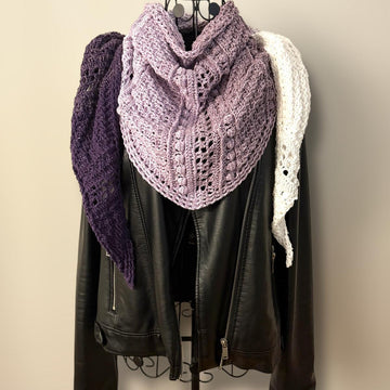Flat Triangular Scarf "Galatea"