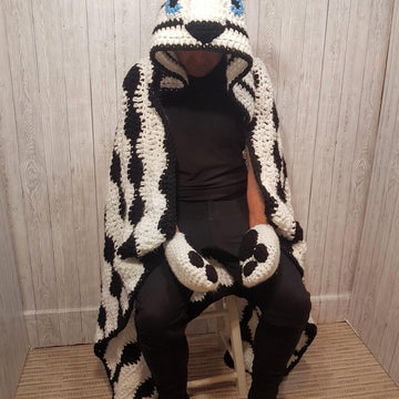Crochet Snow Tiger Hooded Blanket
