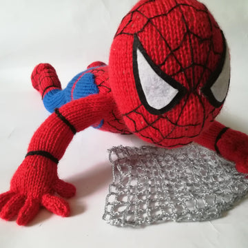 Toy Knitting Patterns Knit Maya the Bee, Spider-Man, Little Fawn, Christmas treу