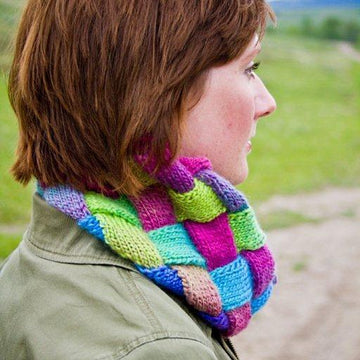 Entrelac Cowl