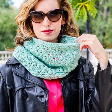 Leaflette Cowl