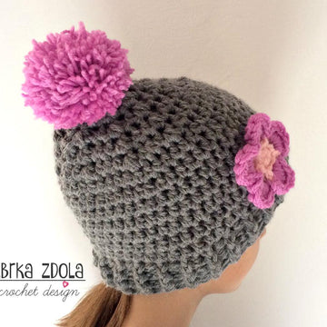 Messy bun hat with a plug