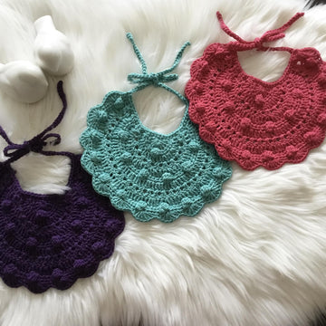 Daphne Baby Bib & Bonnet Set N 486