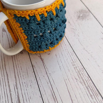 Pillars 'n' Spikes Mug Cozy