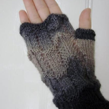 Lacy wavy fingerless mitts